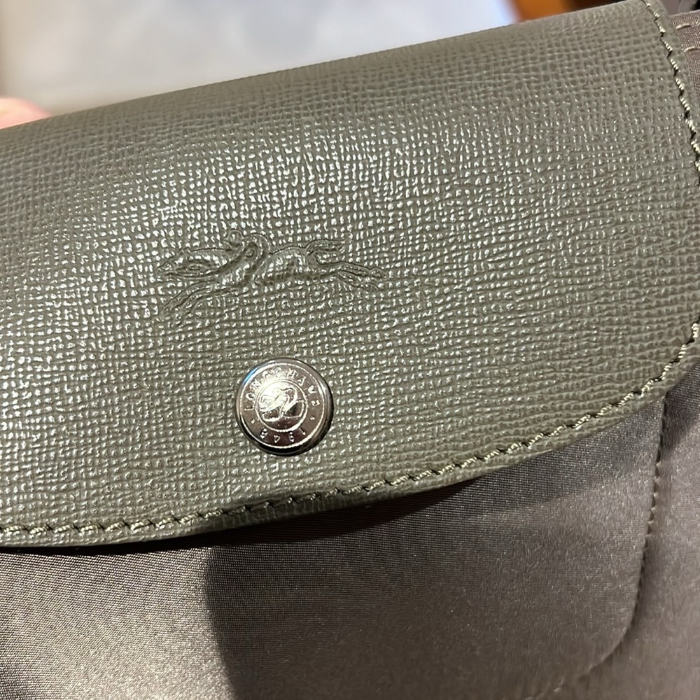 Longchamp Olive Green Le Pliage Large Tote - Picture 6 of 8